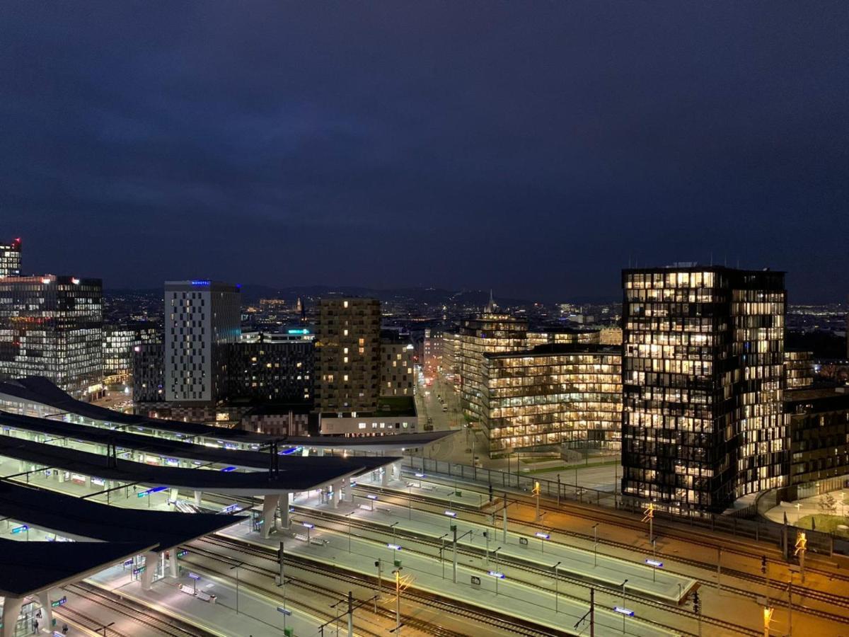 Central Station Loft - Amazing View In City Center - Jupihome Вена Экстерьер фото