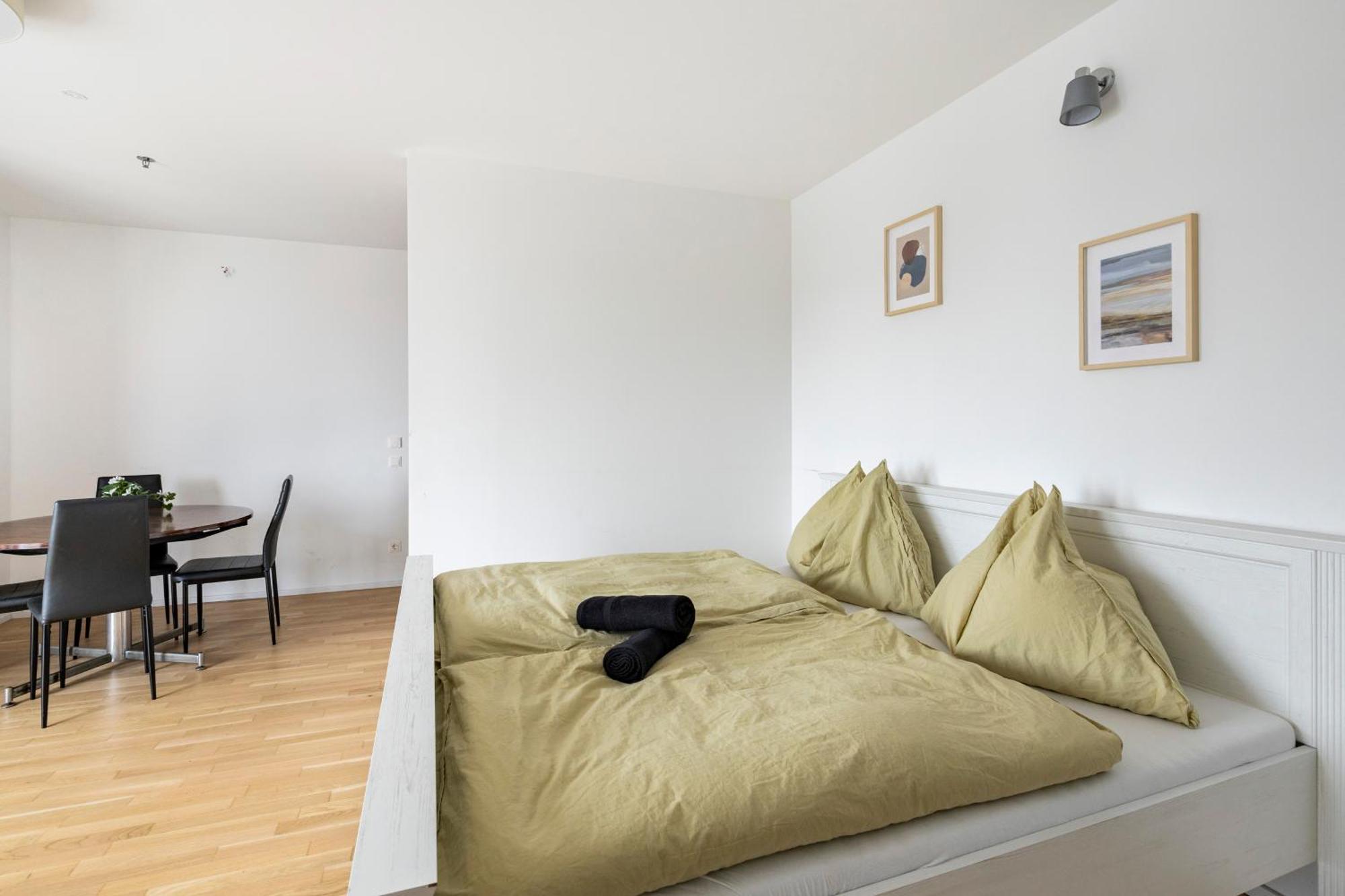 Central Station Loft - Amazing View In City Center - Jupihome Вена Экстерьер фото